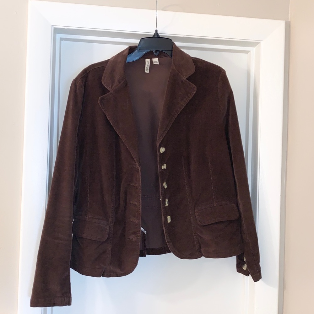 Like New St Johns Bay Stretch Womens Corduroy Brown Jacket. Size Large.